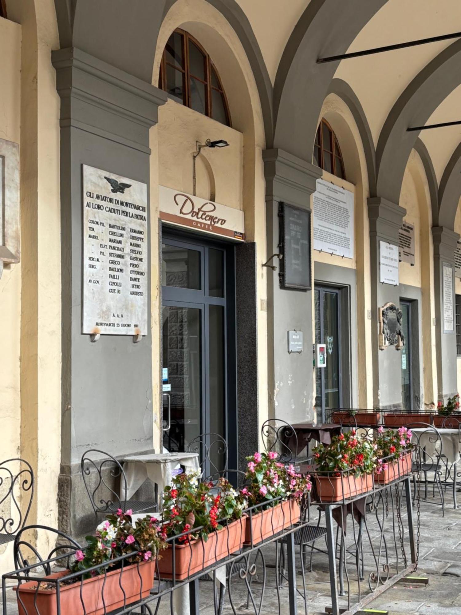 Palazzo Mari Suite & Rooms B&B Montevarchi Exteriér fotografie