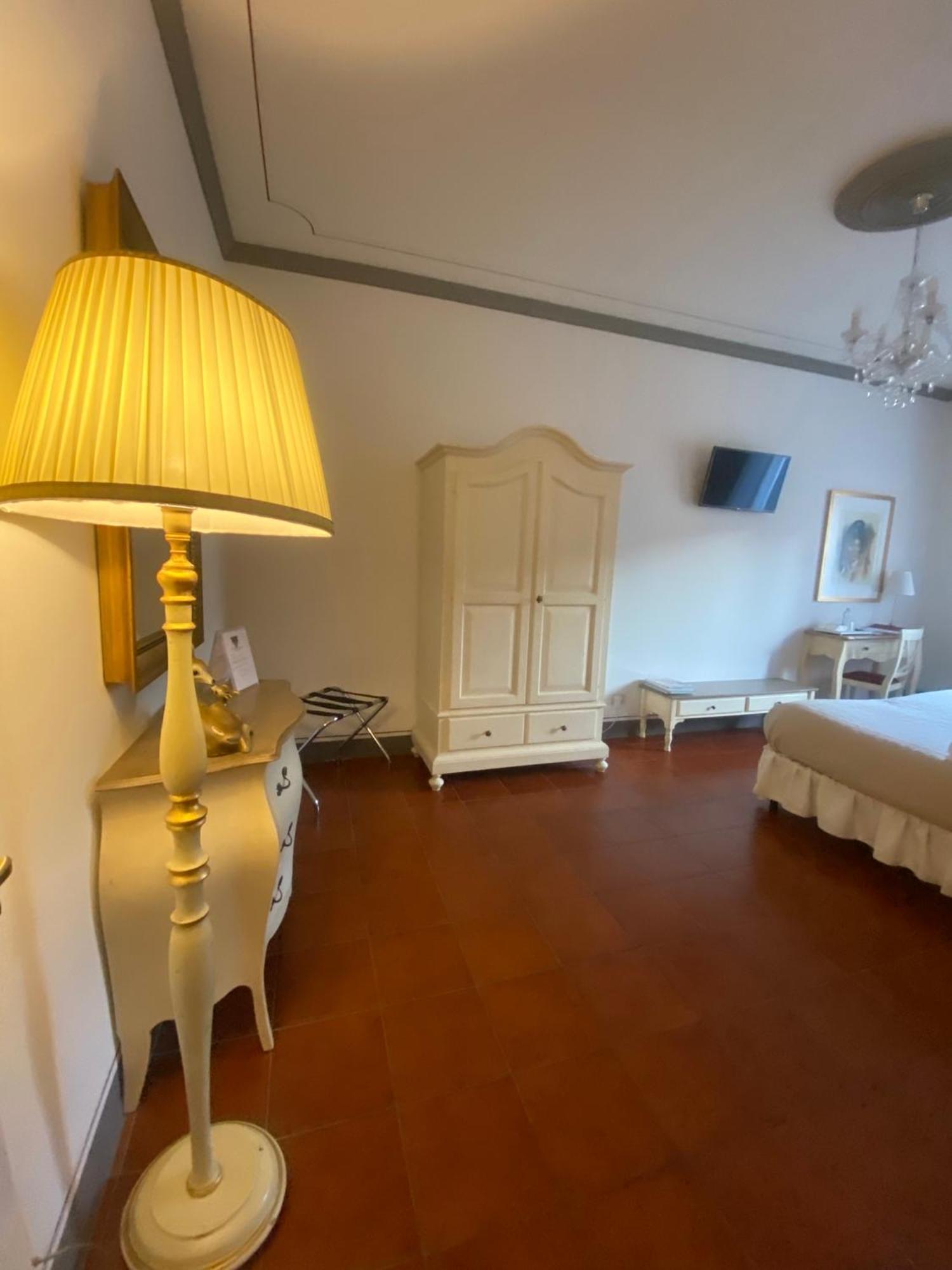 Palazzo Mari Suite & Rooms B&B Montevarchi Exteriér fotografie