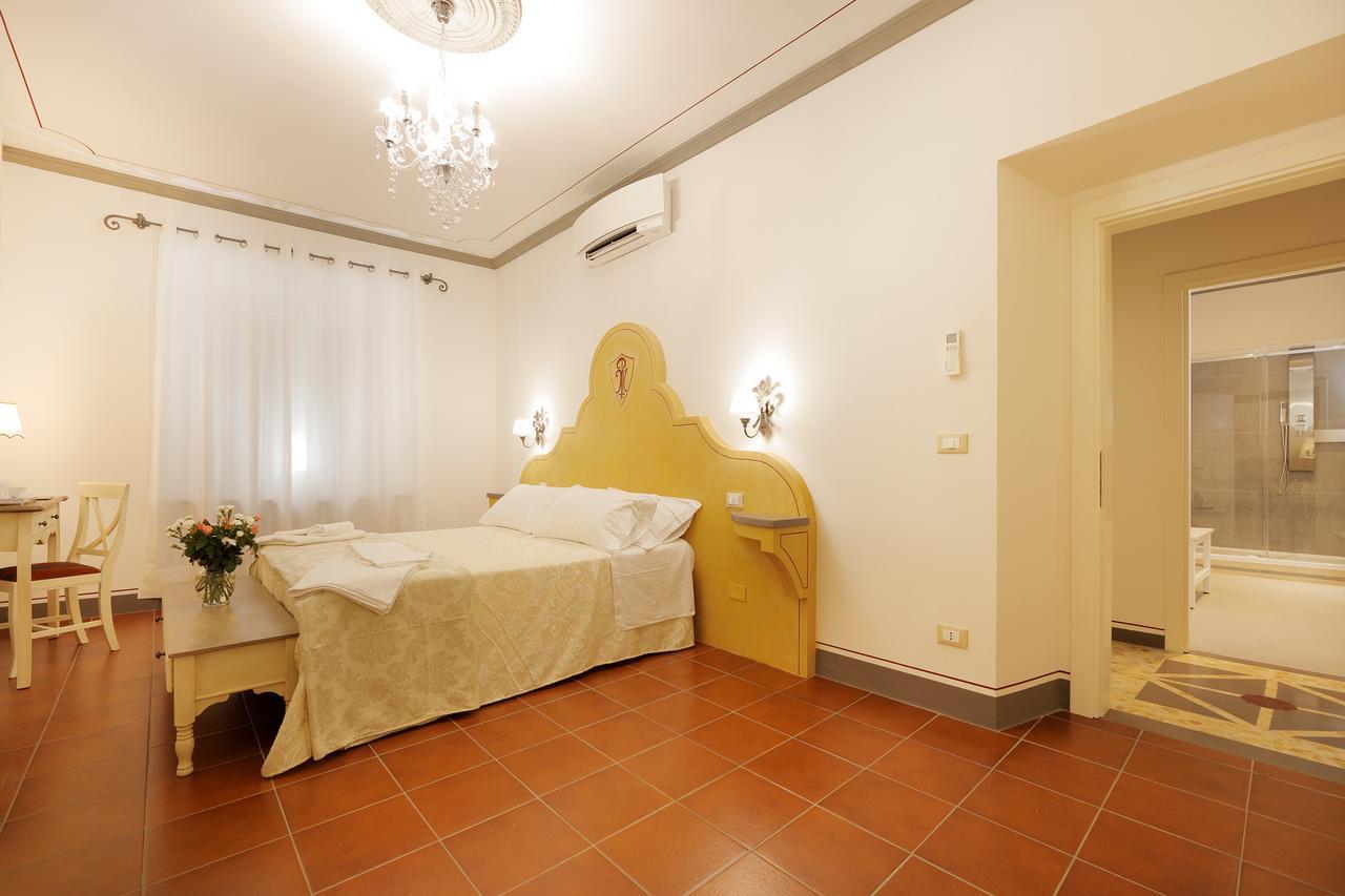 Palazzo Mari Suite & Rooms B&B Montevarchi Exteriér fotografie